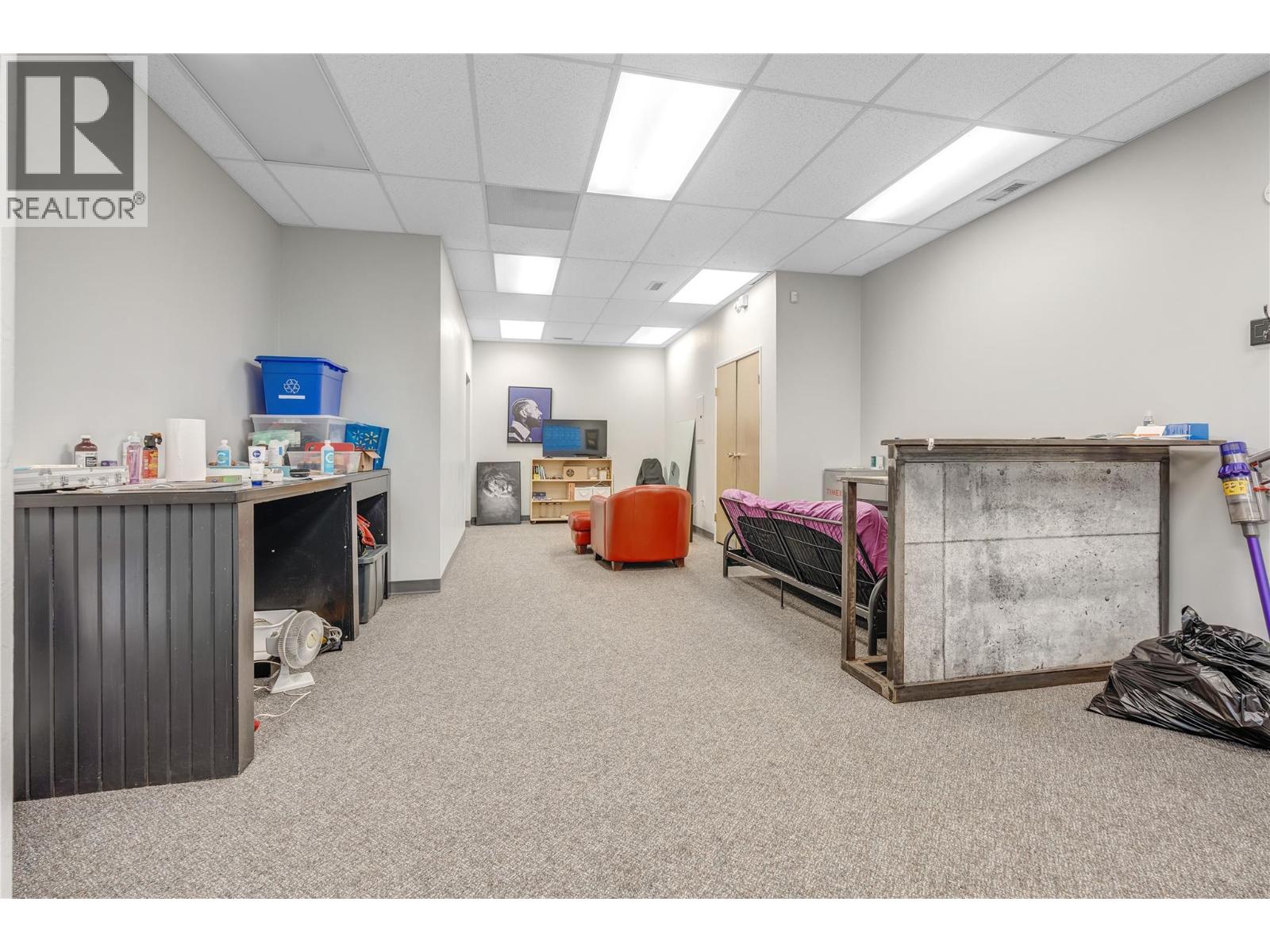  596 Martin Street, Penticton