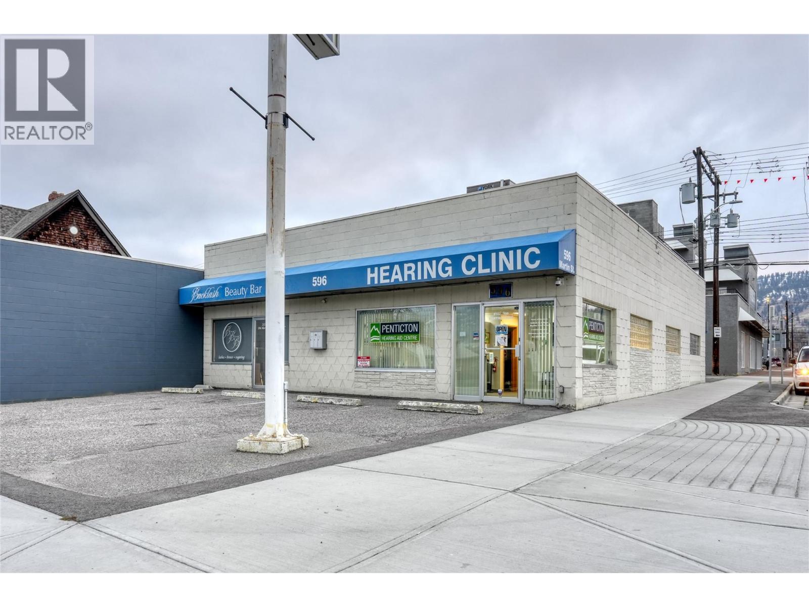  596 Martin Street, Penticton