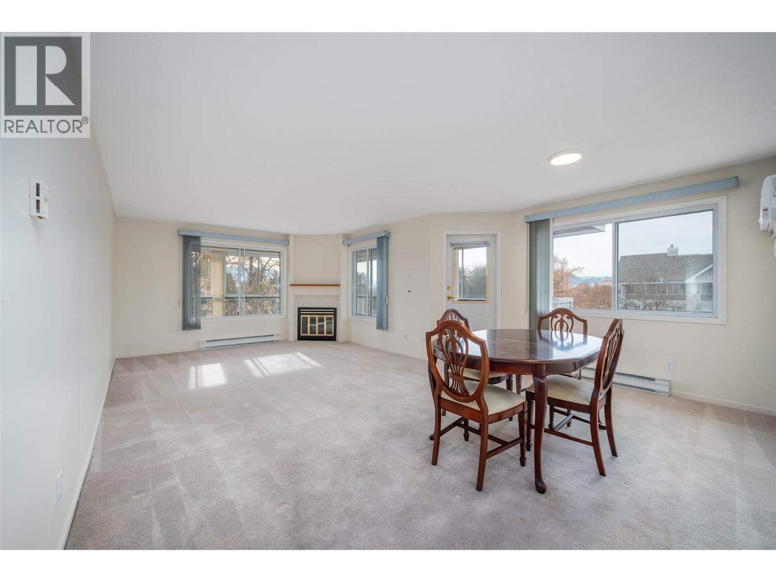 301 980 Glenwood Avenue, Kelowna