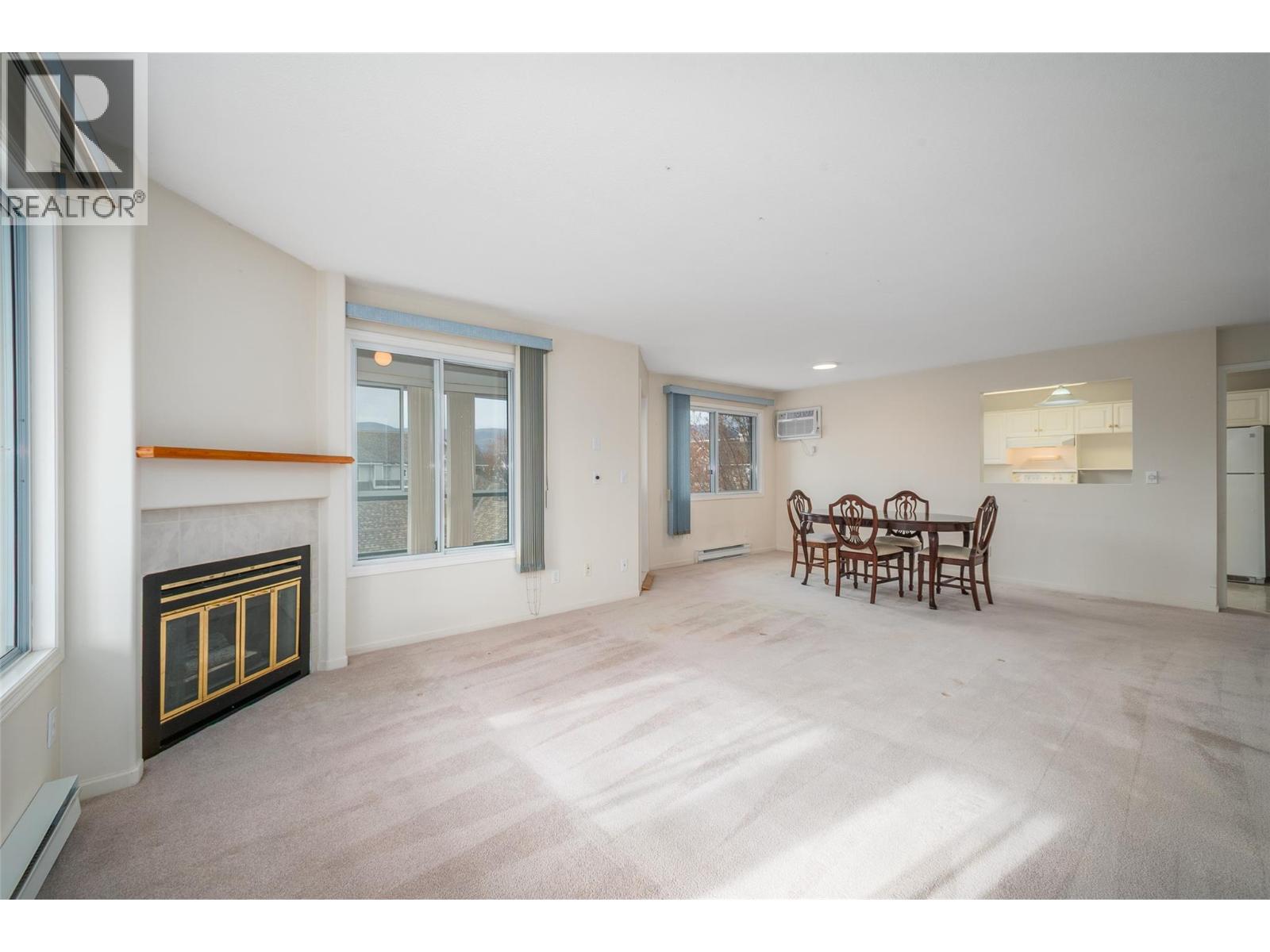 301 980 Glenwood Avenue, Kelowna