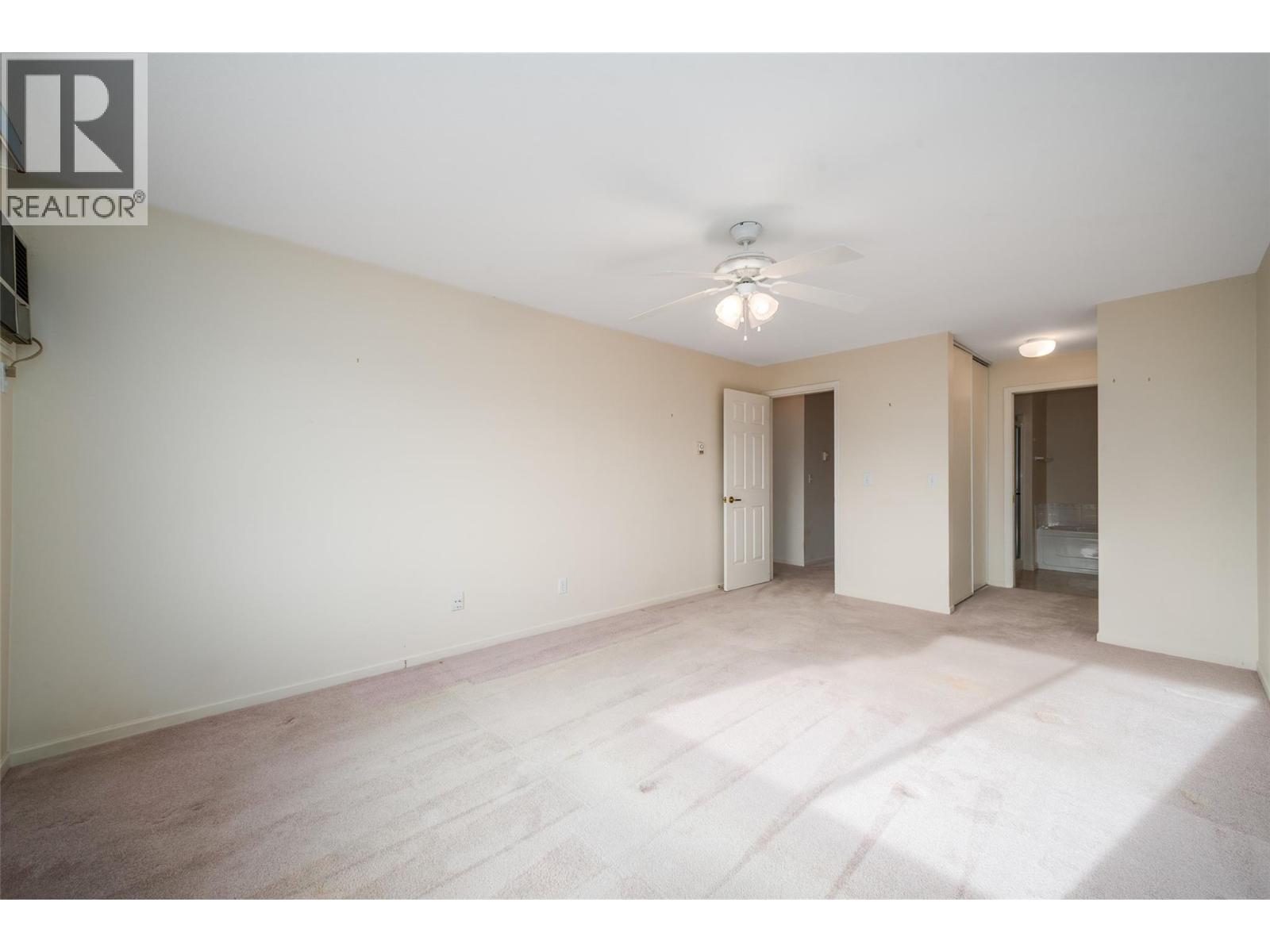 301 980 Glenwood Avenue, Kelowna