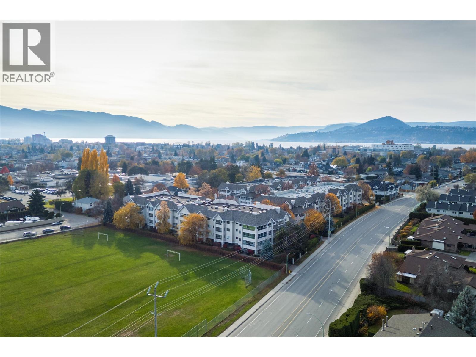 301 980 Glenwood Avenue, Kelowna