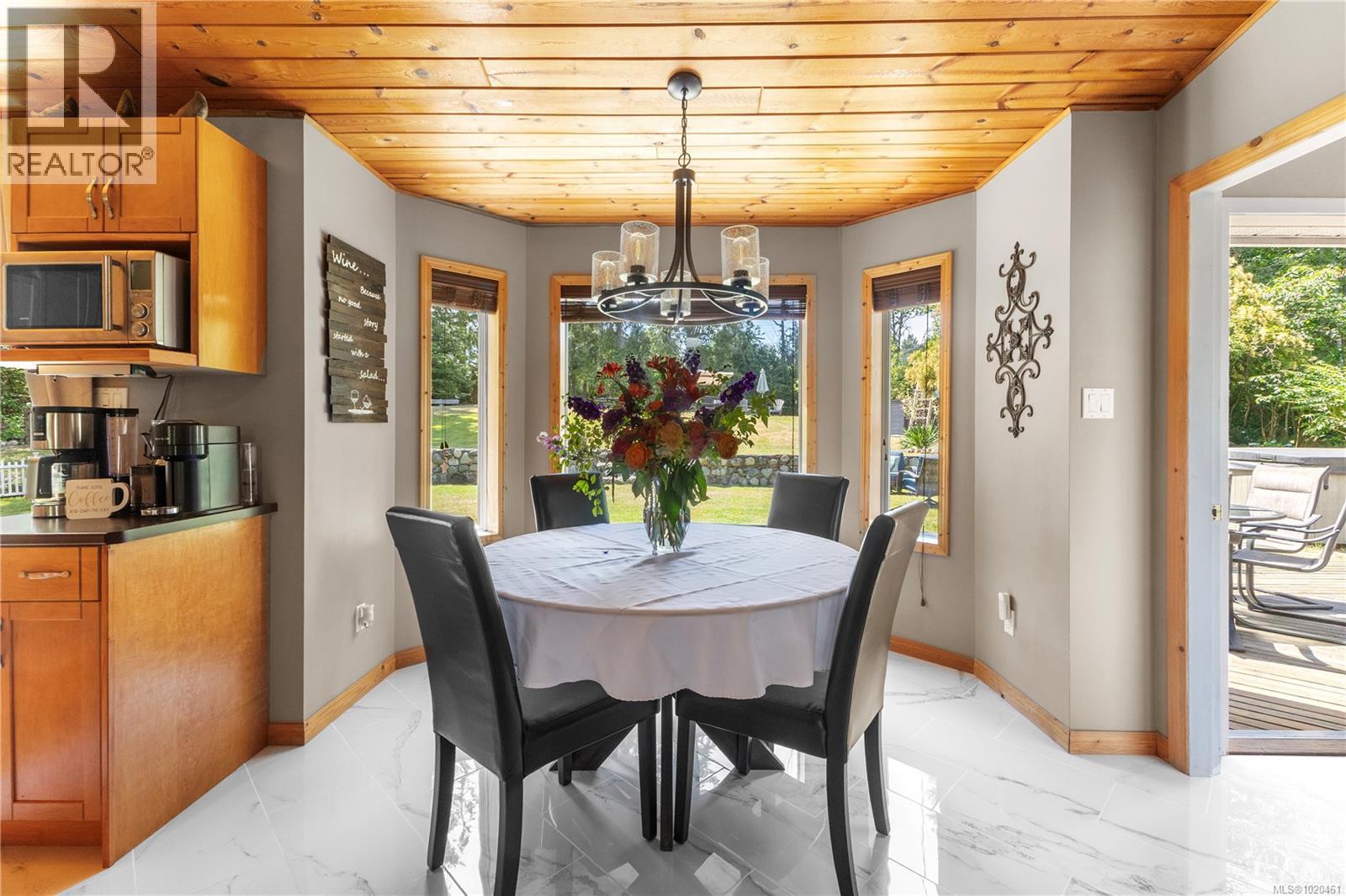 777 Salsbury Rd, Courtenay