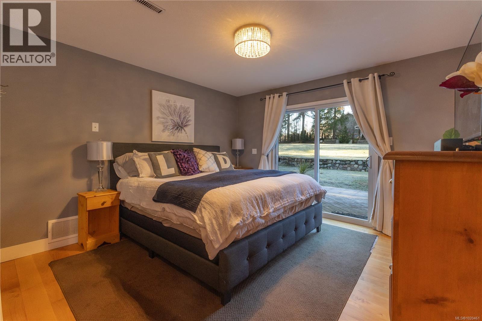 777 Salsbury Rd, Courtenay