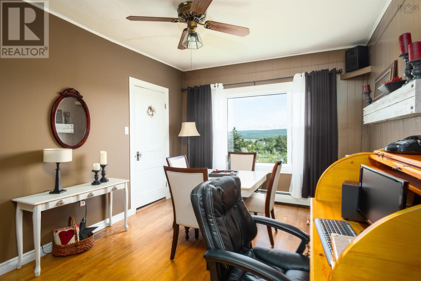 Property 26 of 49 of 271 Broad Cove Banks Road