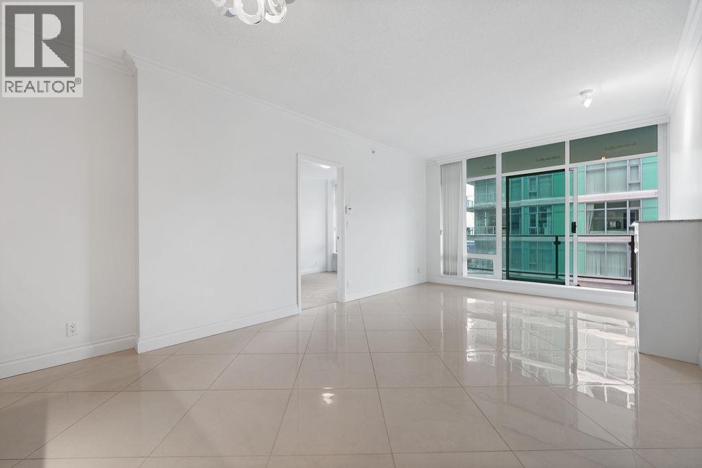 403 162 VICTORY SHIP WAY, North Vancouver