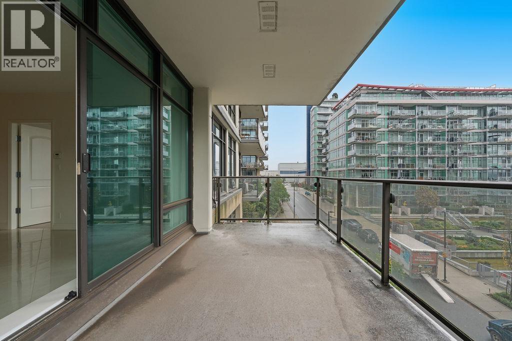 403 162 VICTORY SHIP WAY, North Vancouver