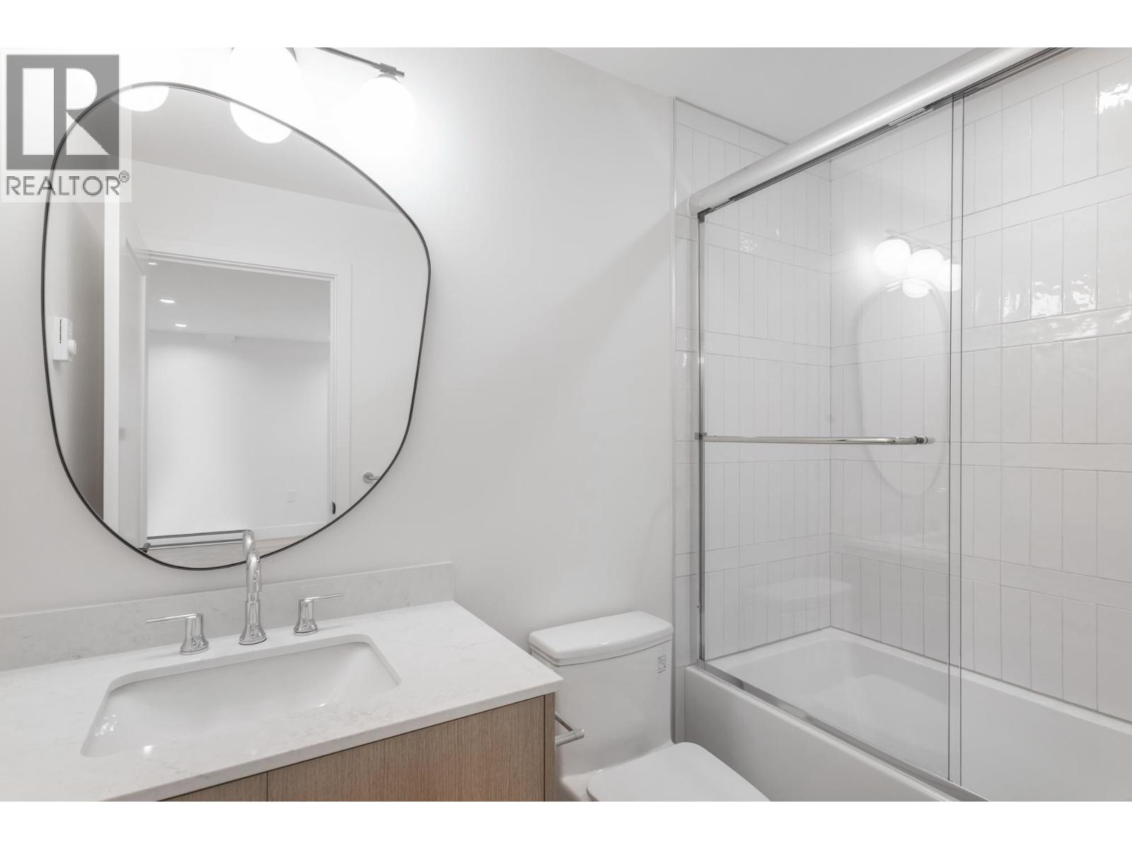 1 4313 ALBERT STREET, Burnaby