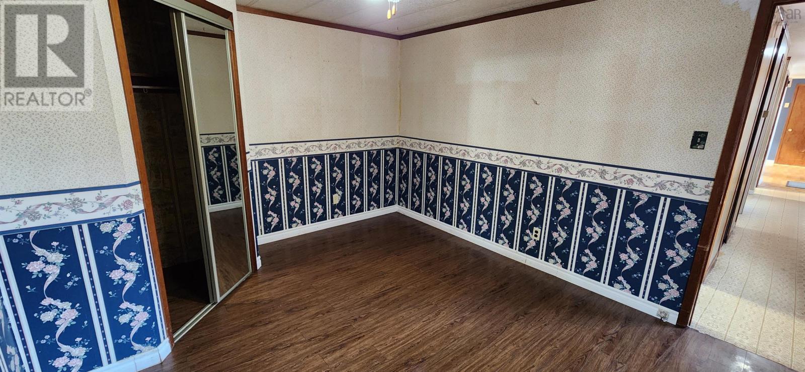 Property 23 of 29 of 819 Mitchell Avenue