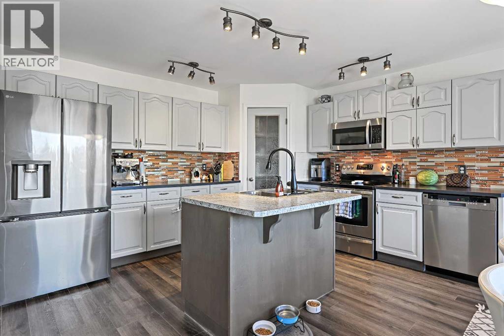 52 West Edge Road, Cochrane