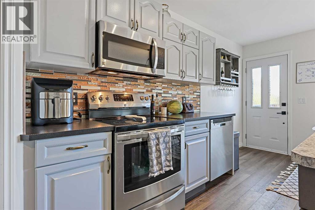 52 West Edge Road, Cochrane