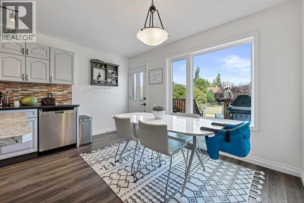 52 West Edge Road, Cochrane