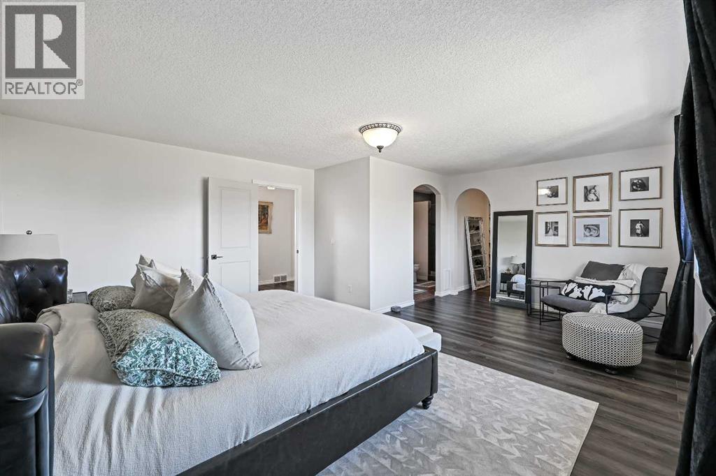 52 West Edge Road, Cochrane