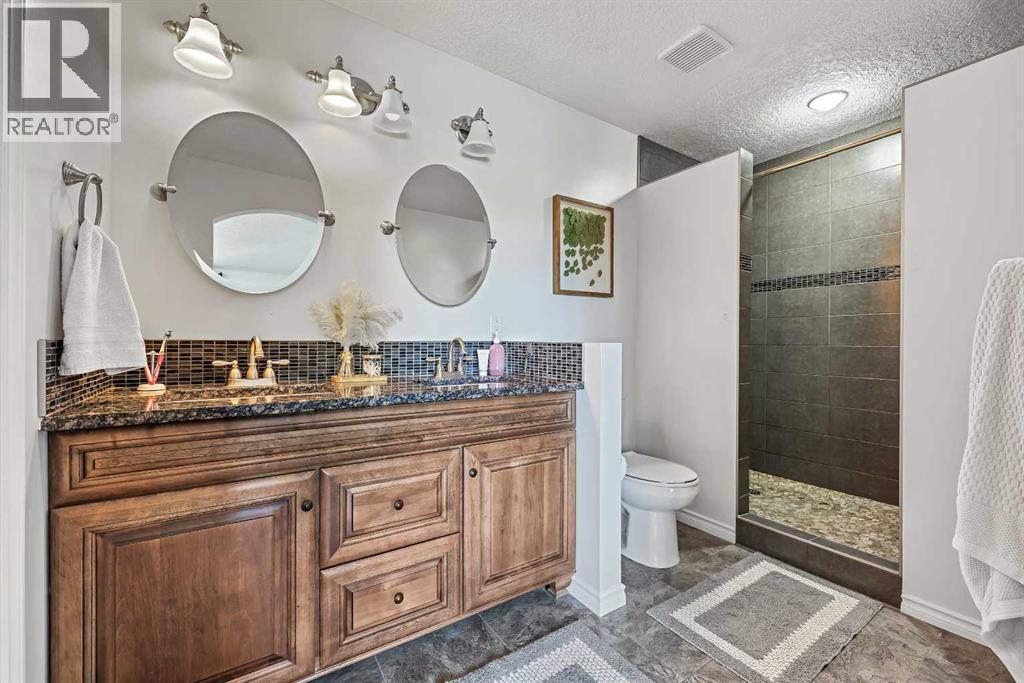 52 West Edge Road, Cochrane