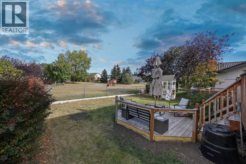 52 West Edge Road, Cochrane