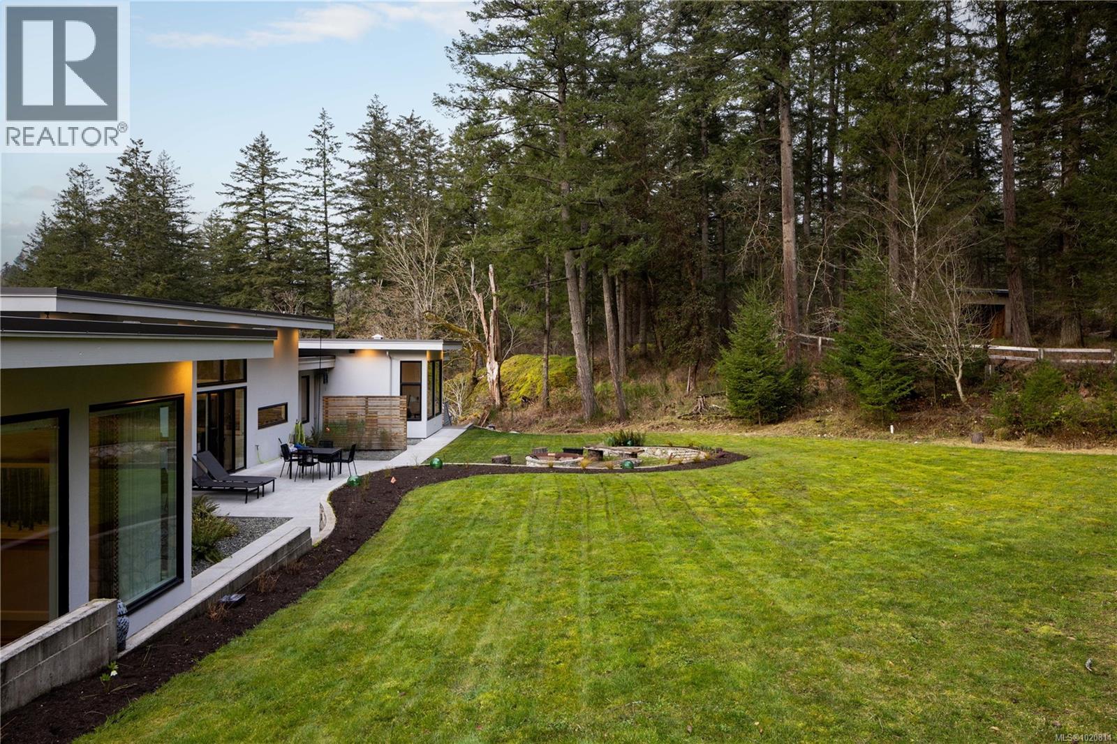  5100 Jagtar's Way, Saanich