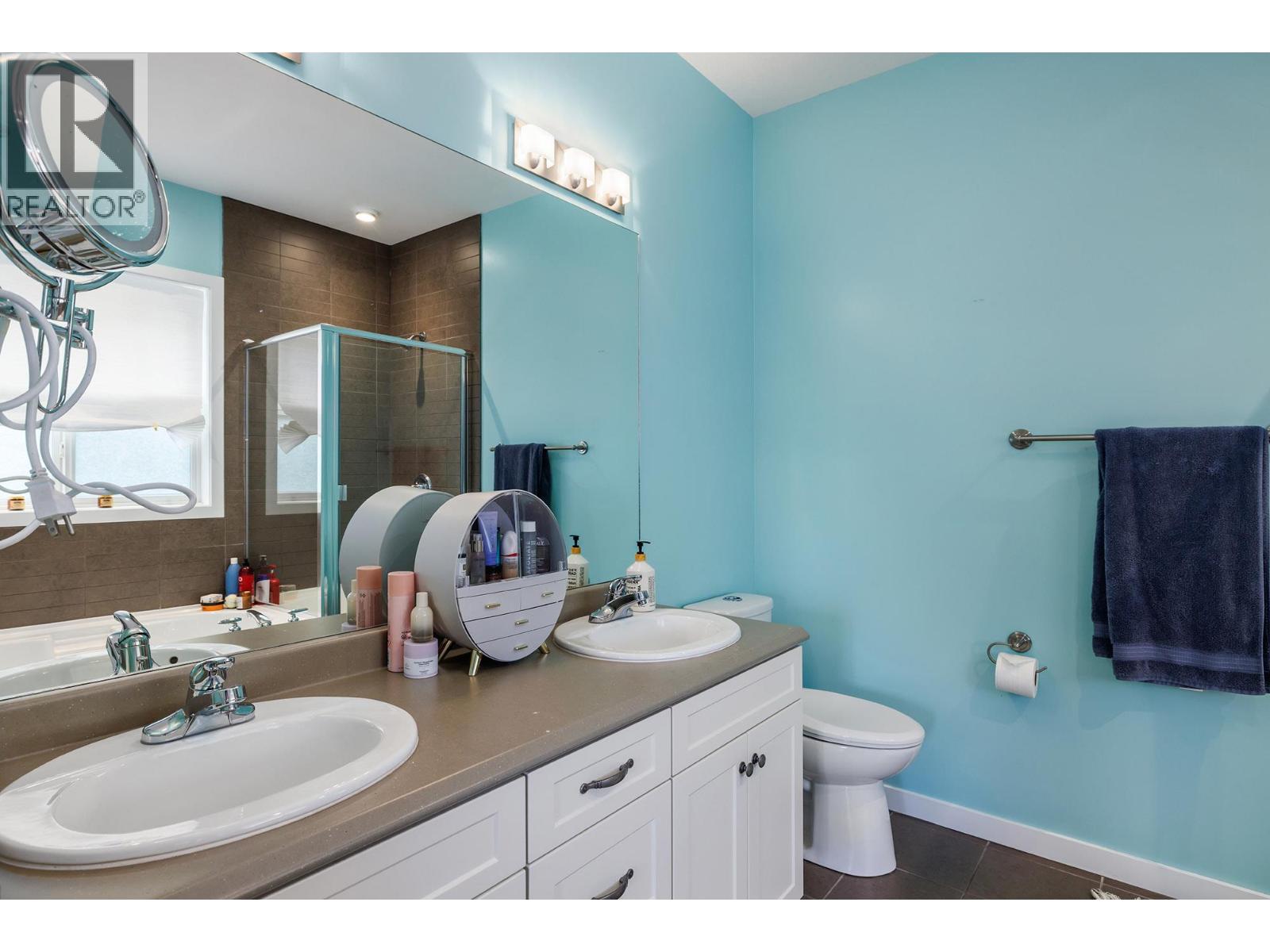  371 Poonian Street, Kelowna