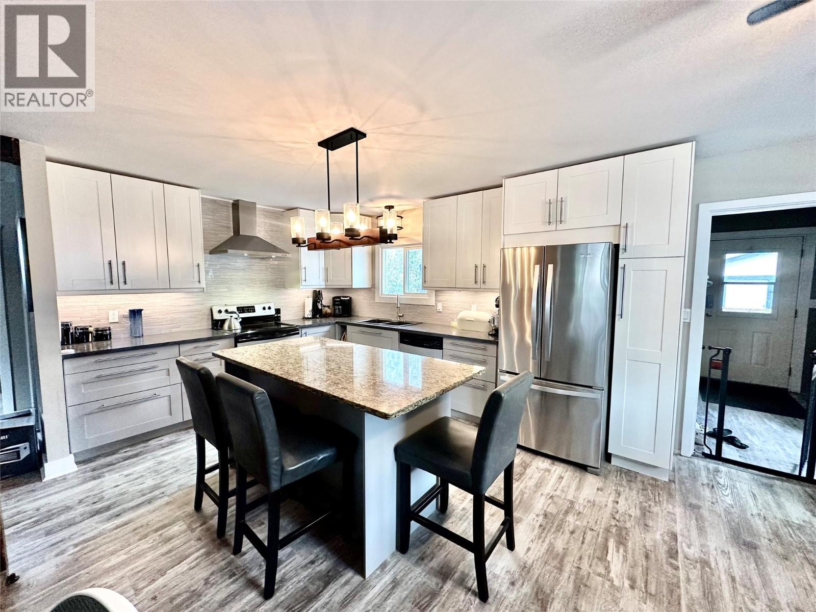  310 6TH Avenue, Keremeos