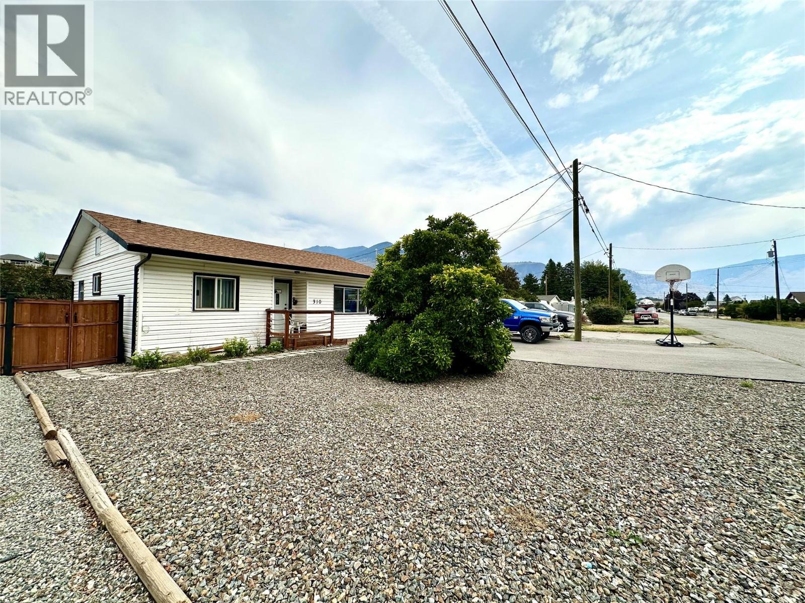  310 6TH Avenue, Keremeos