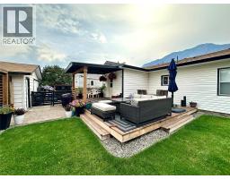 310 6TH Avenue, Keremeos