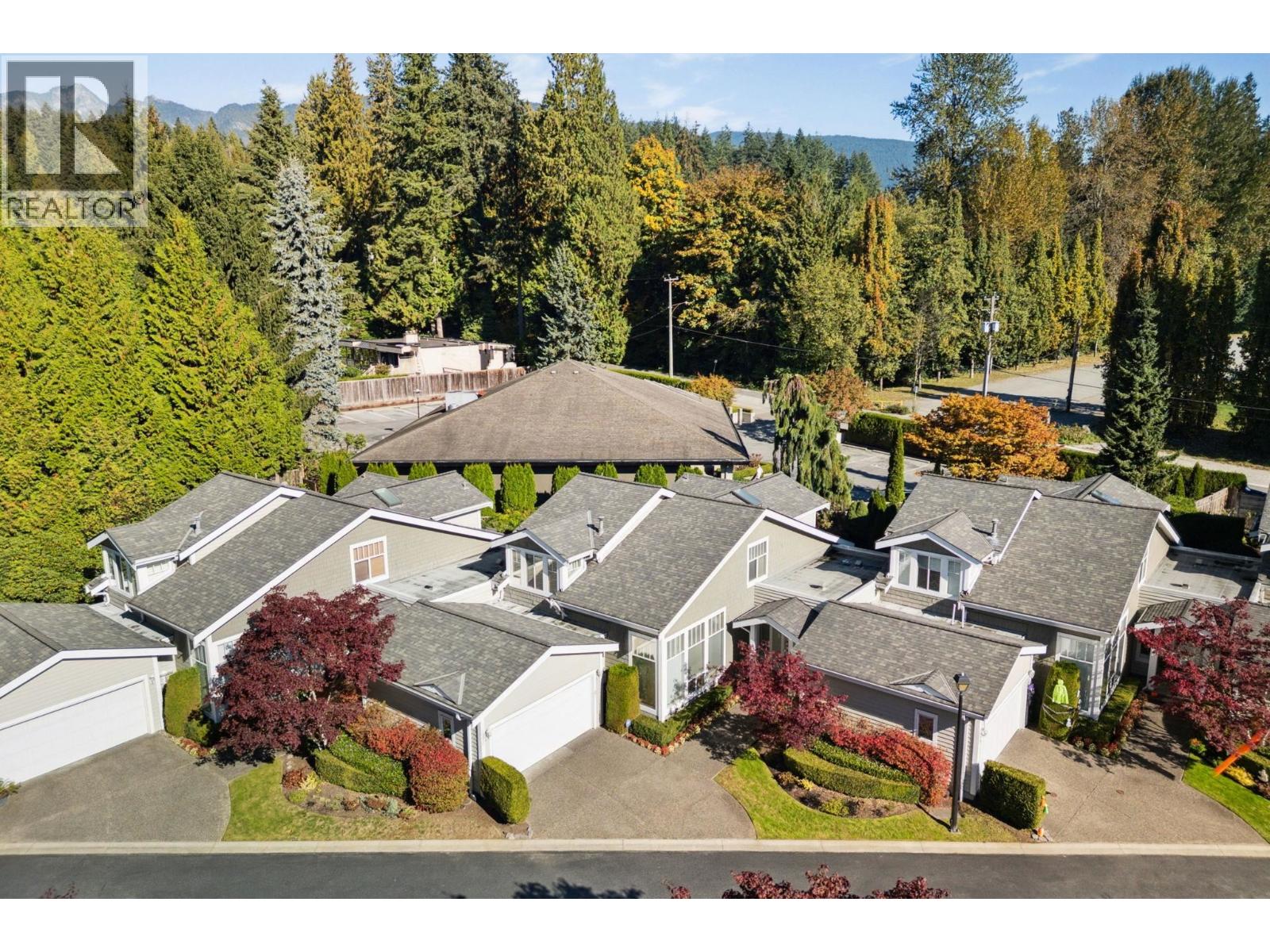 1271 3RD STREET, West Vancouver