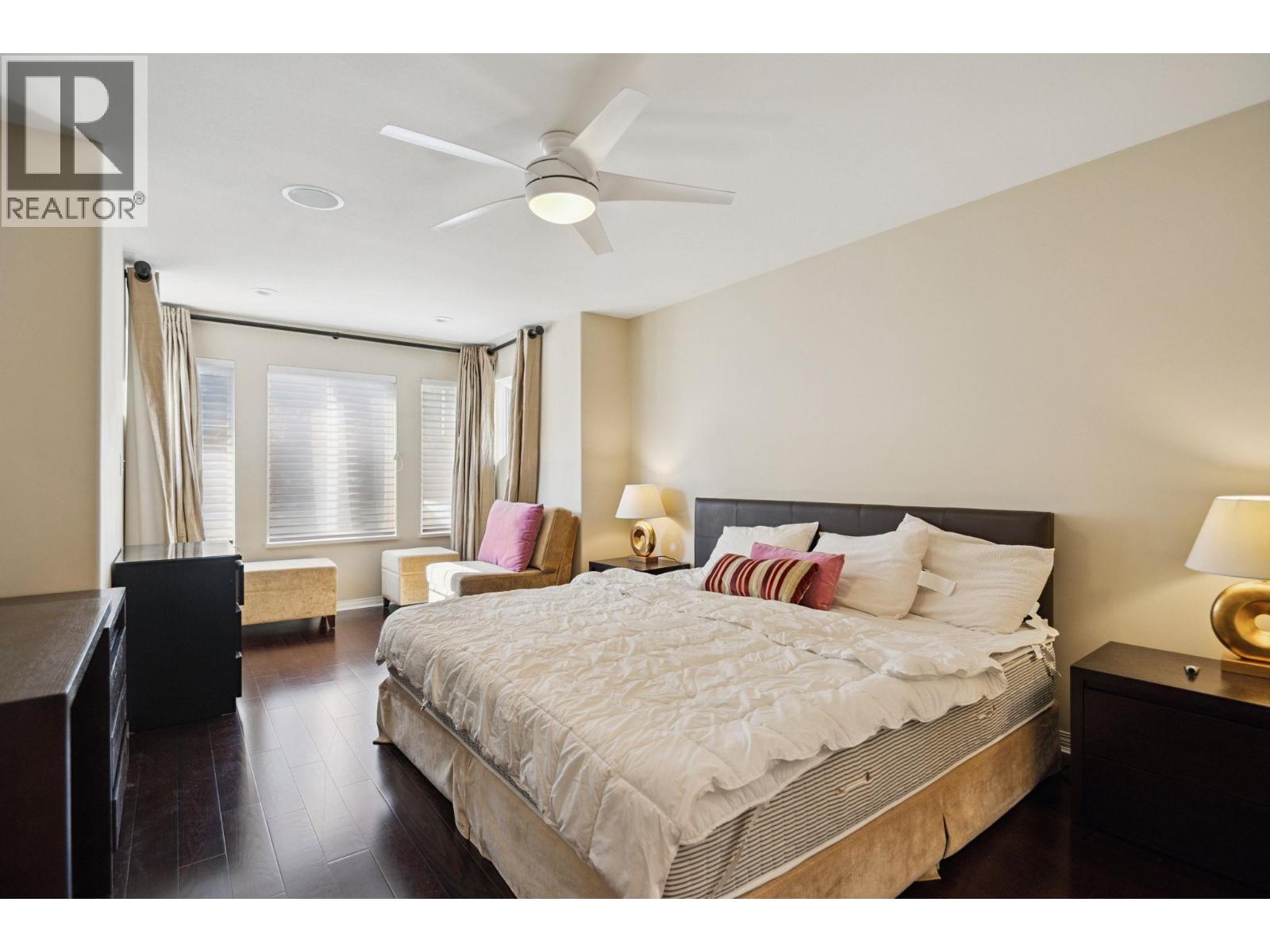 1271 3RD STREET, West Vancouver