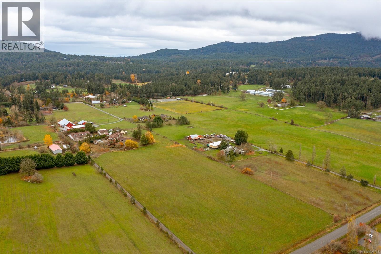 1909 Stamps Rd, Duncan