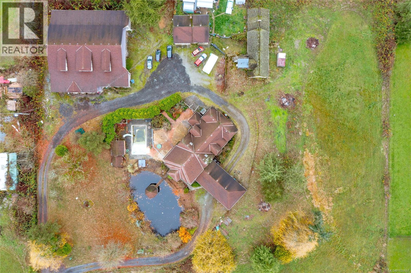 1909 Stamps Rd, Duncan