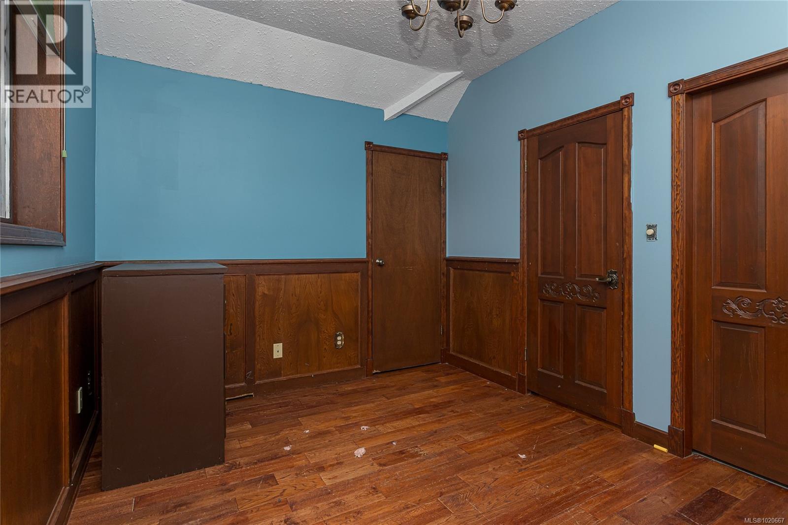 1909 Stamps Rd, Duncan