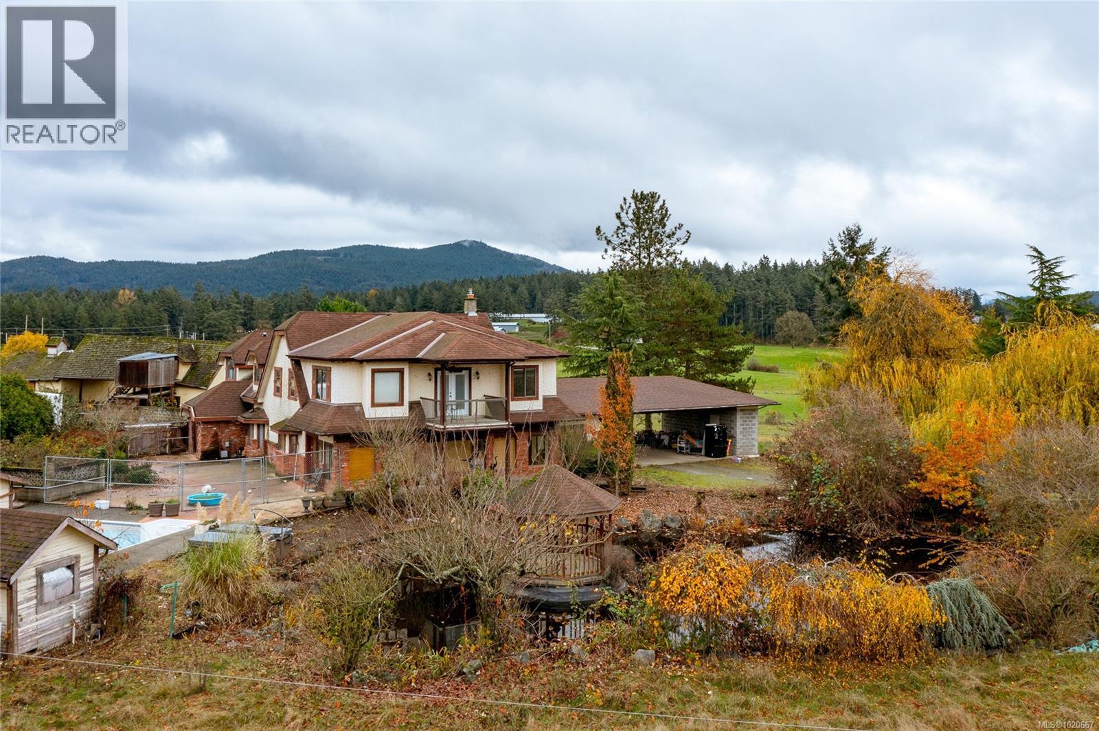 1909 Stamps Rd, Duncan