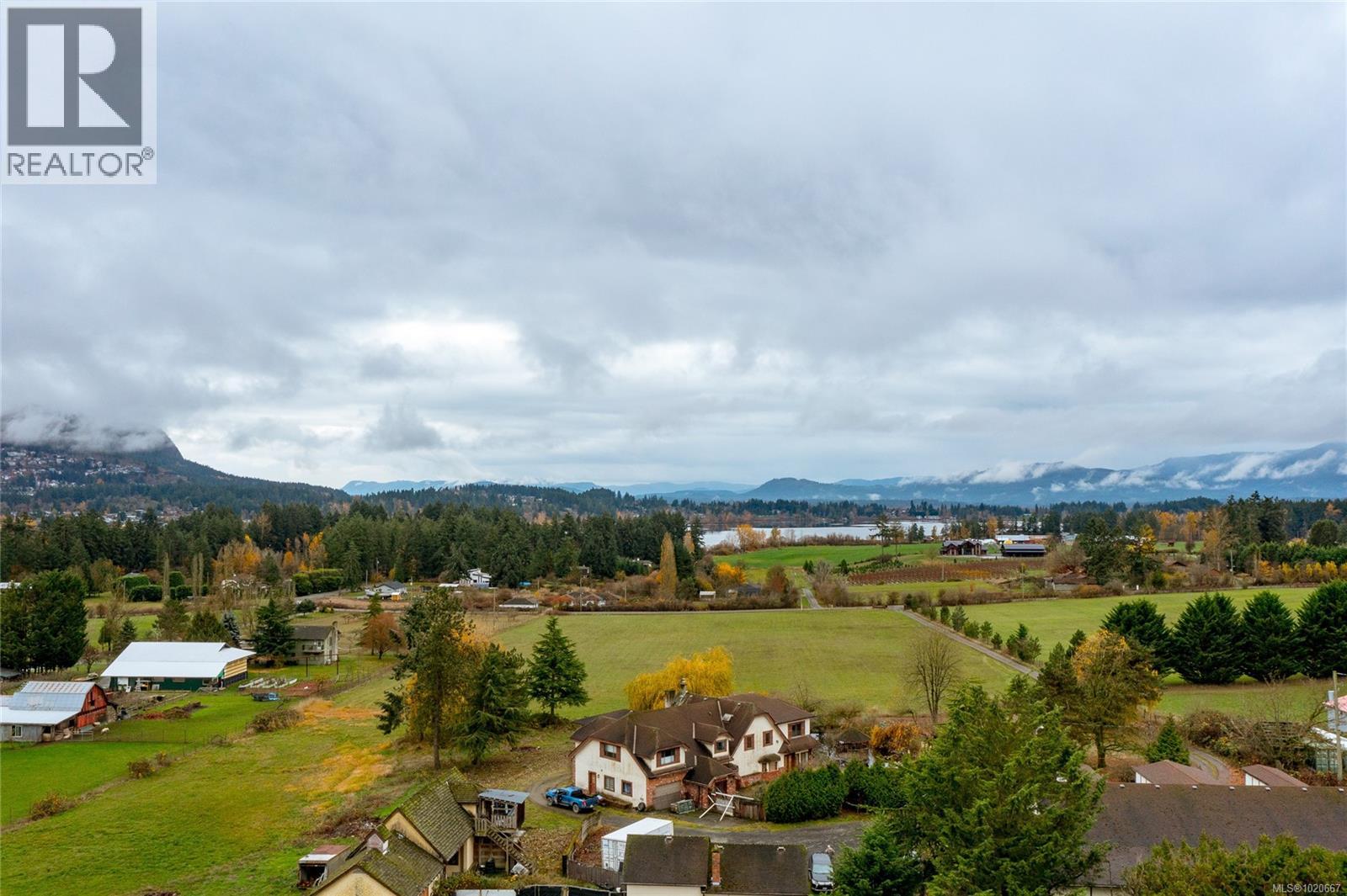 1909 Stamps Rd, Duncan