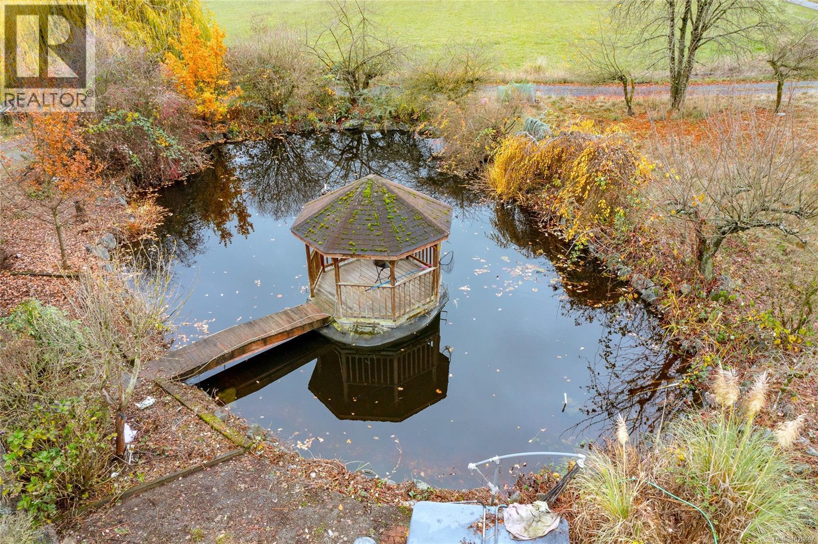 1909 Stamps Rd, Duncan