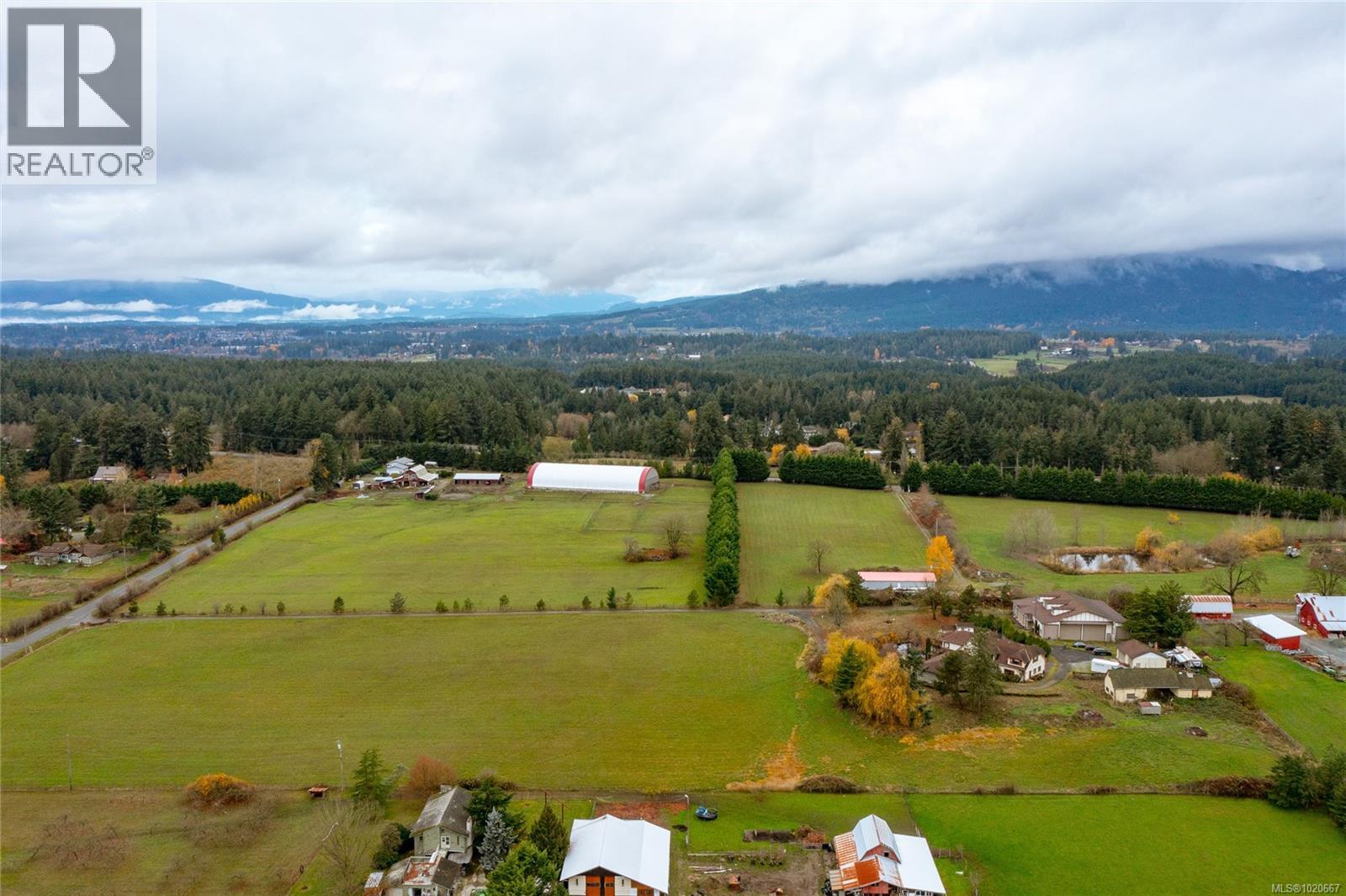 1909 Stamps Rd, Duncan