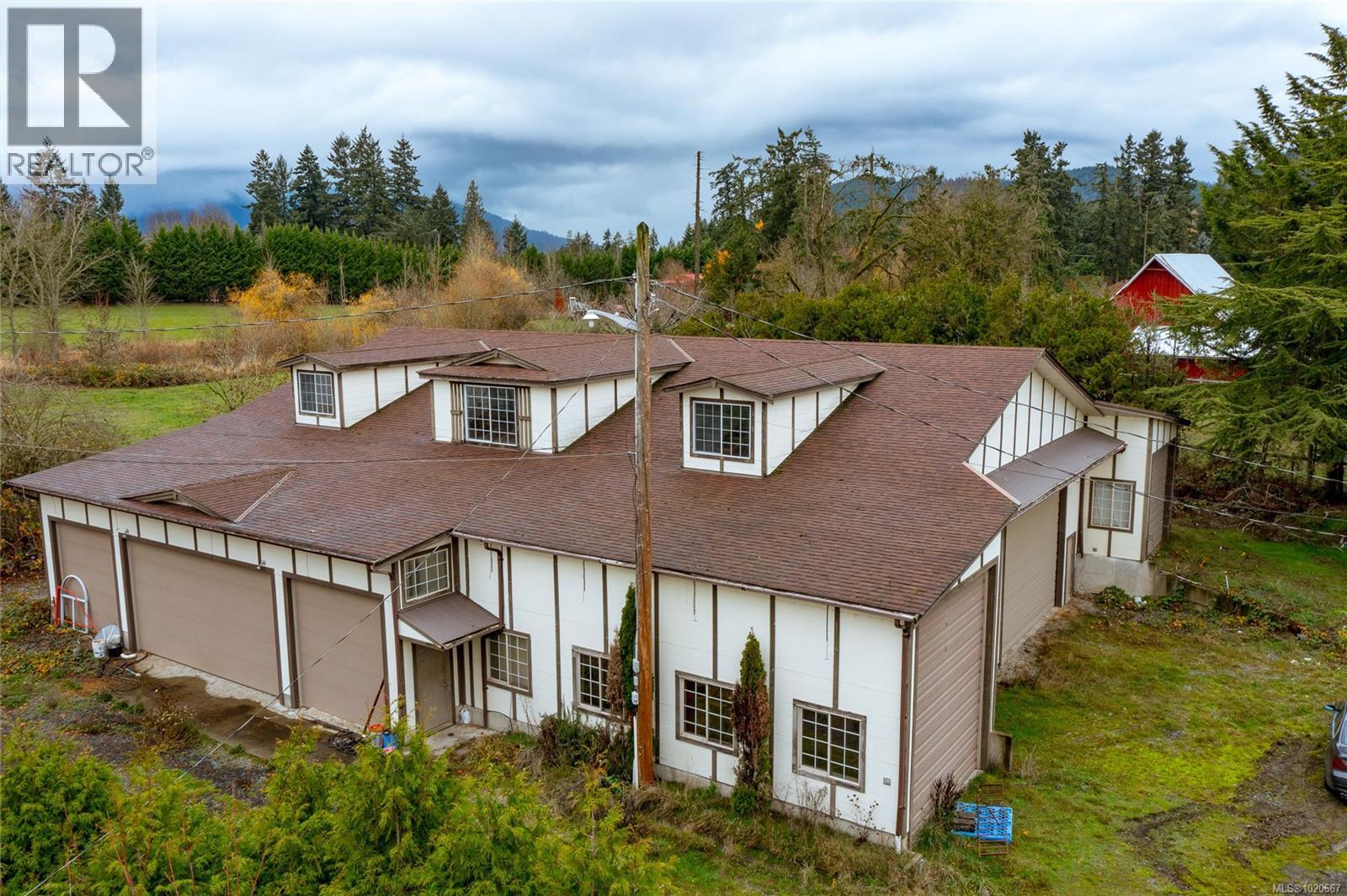 1909 Stamps Rd, Duncan