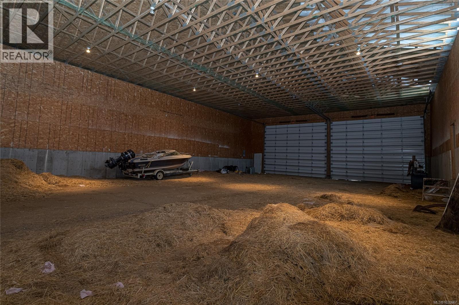 1909 Stamps Rd, Duncan