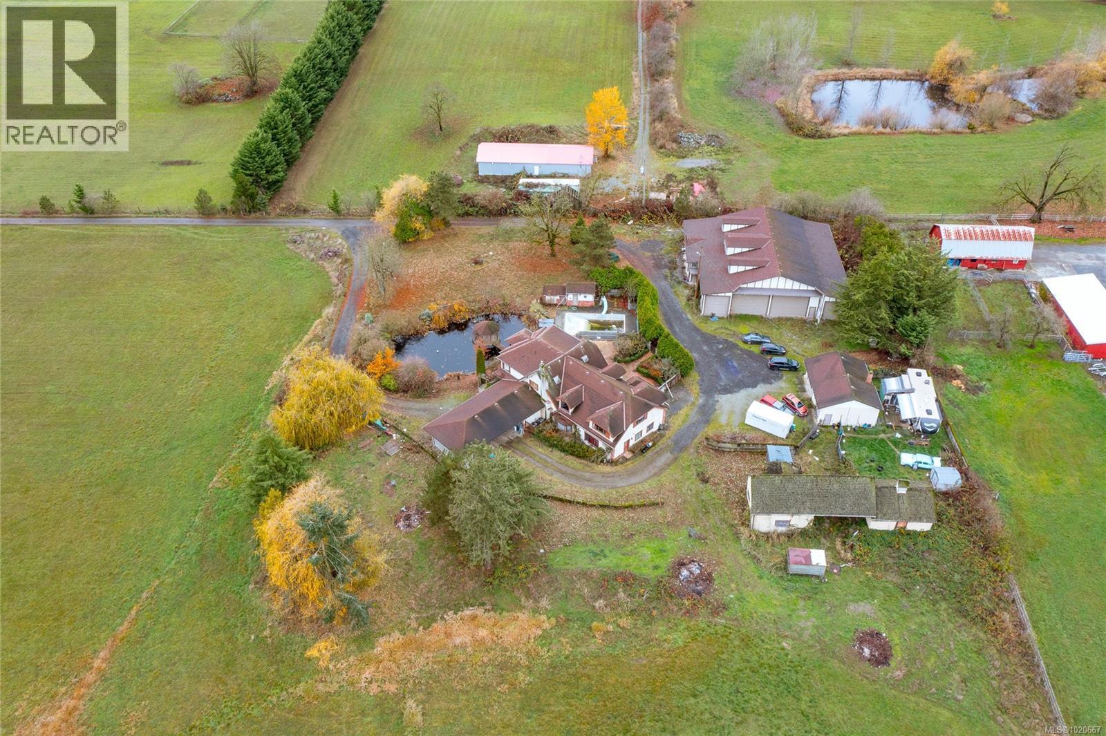 1909 Stamps Rd, Duncan