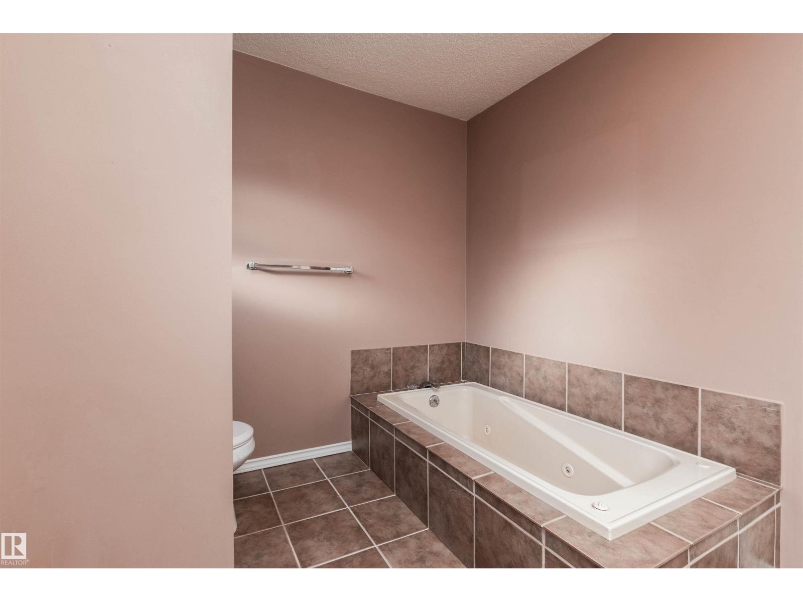 3 STRATHCONA PL, Sherwood Park