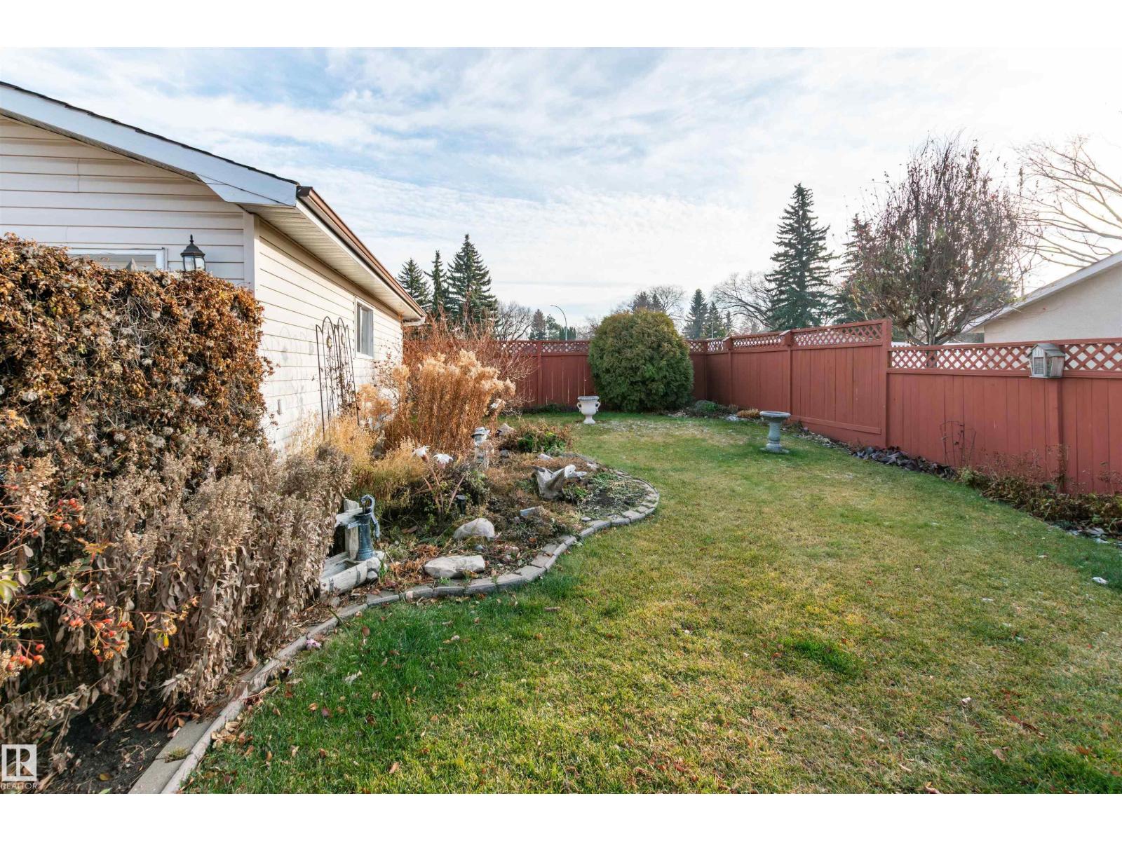 3 STRATHCONA PL, Sherwood Park