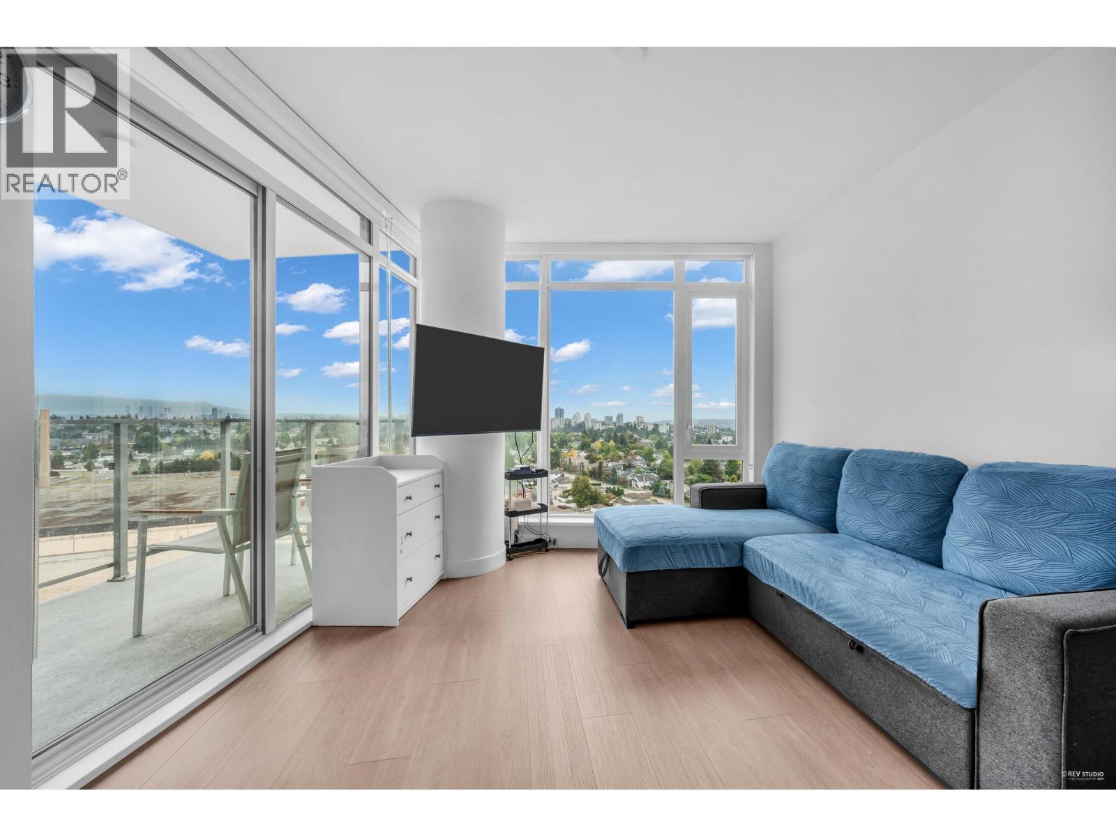 1607 7769 PARK CRESCENT, Burnaby