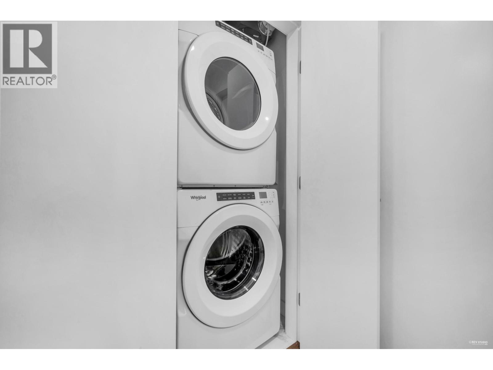 1607 7769 PARK CRESCENT, Burnaby