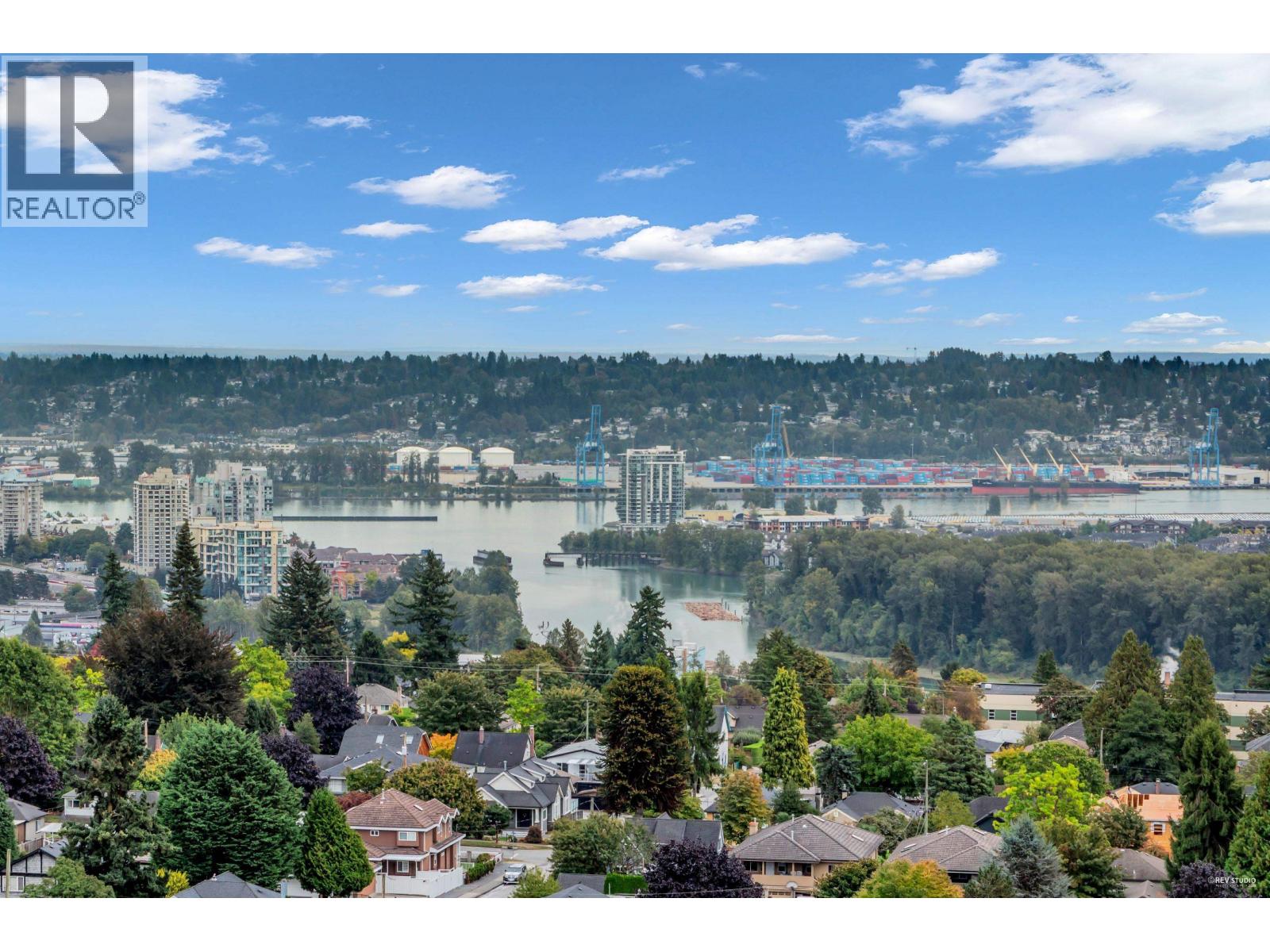 1607 7769 PARK CRESCENT, Burnaby