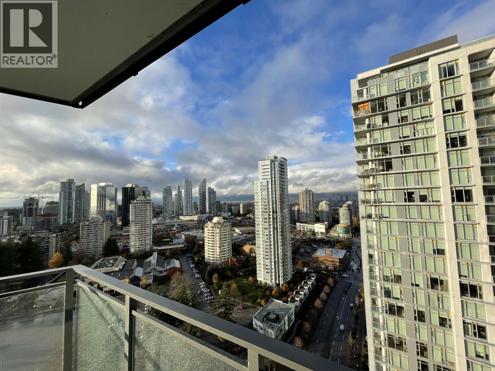 3003 4900 LENNOX LN, Burnaby