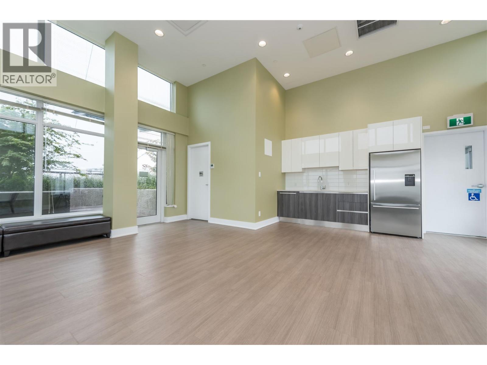 3003 4900 LENNOX LN, Burnaby