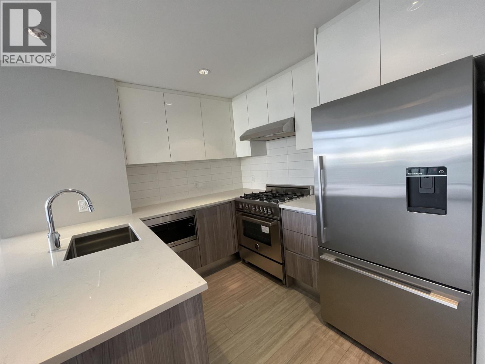 3003 4900 LENNOX LN, Burnaby