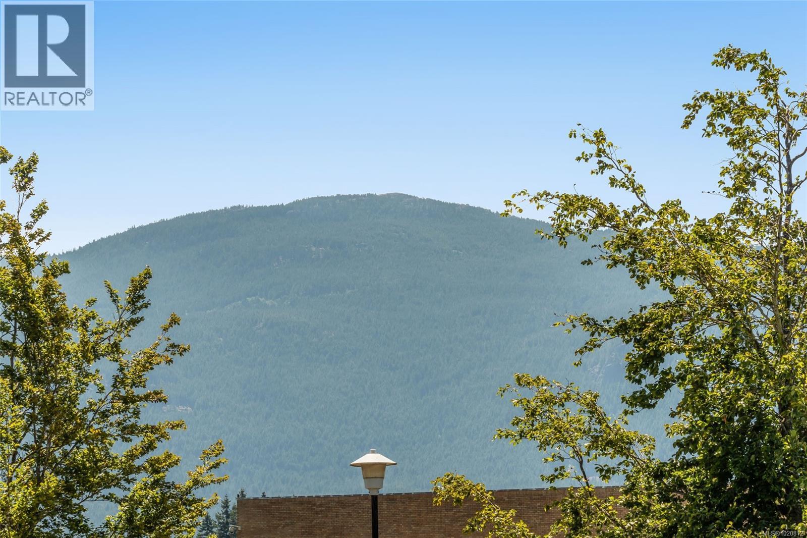 111 4971 Songbird Pl, Nanaimo