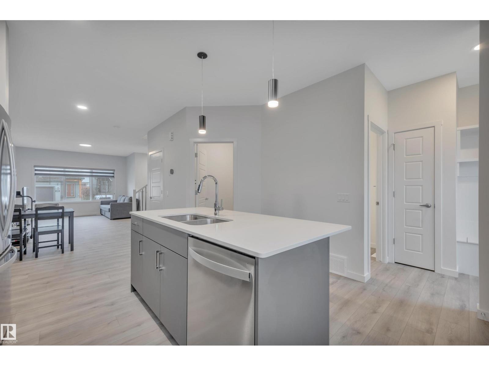 3323 ERLANGER BEND BN NW, Edmonton