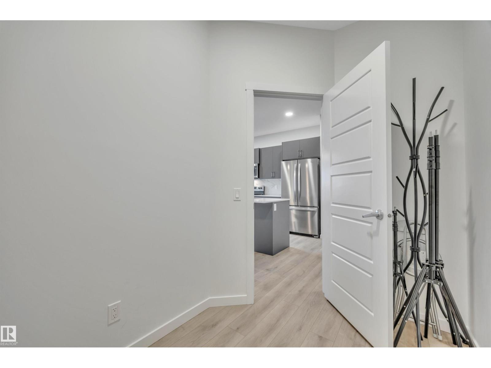 3323 ERLANGER BEND BN NW, Edmonton