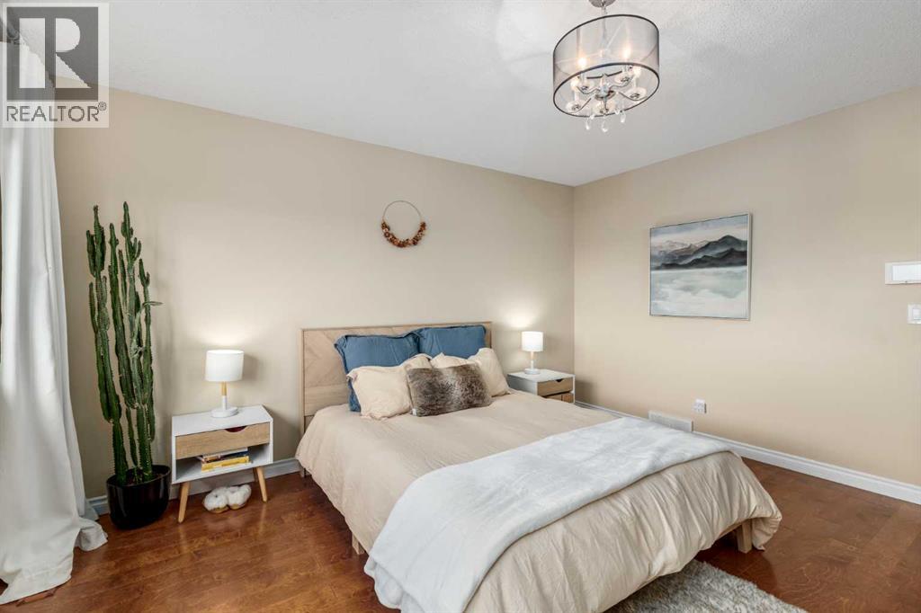 40 Heritage Hill, Cochrane