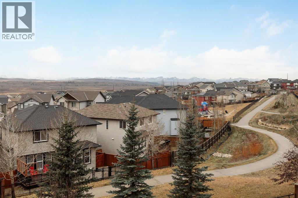 40 Heritage Hill, Cochrane