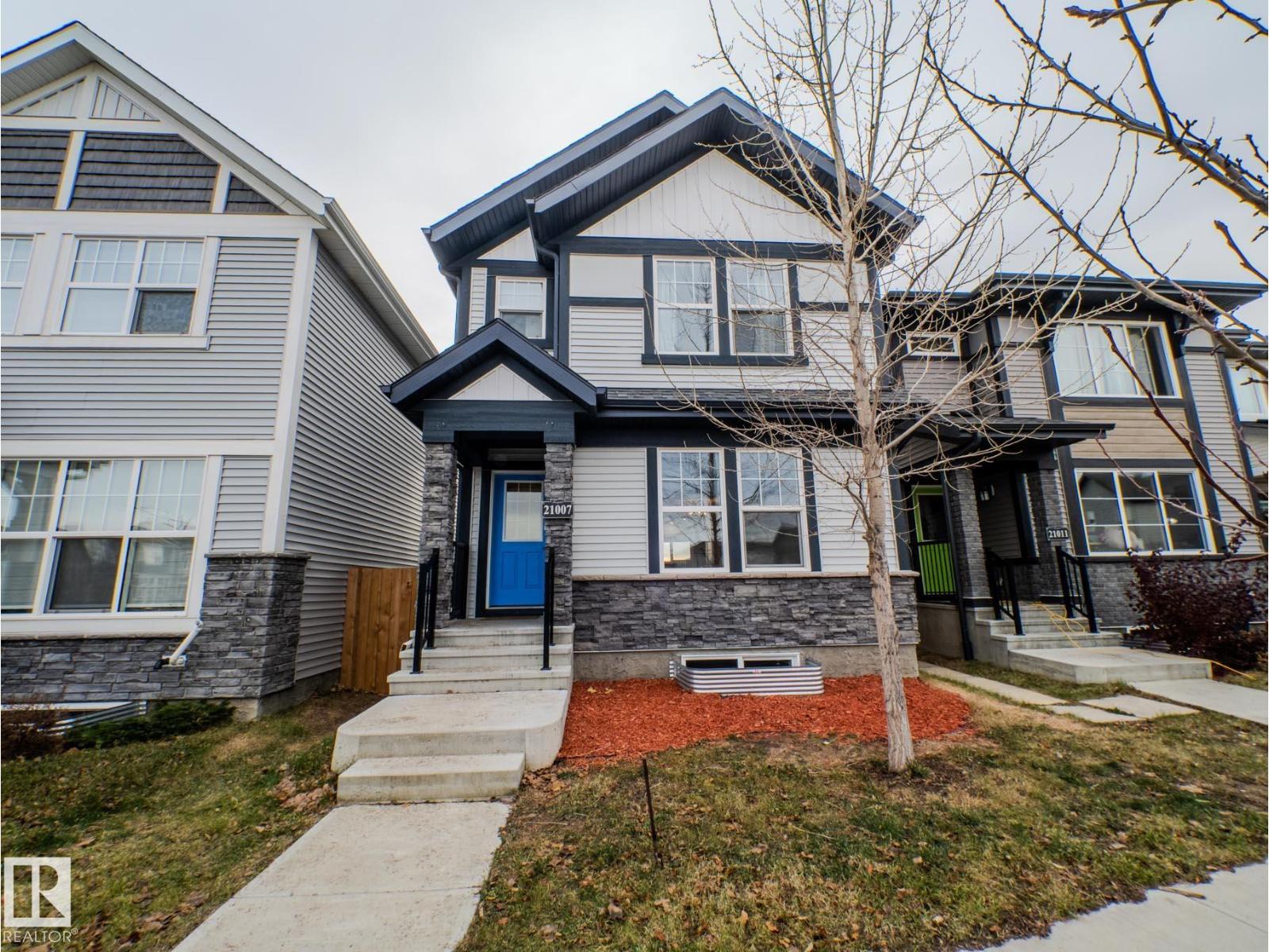 21007 130 AV NW, Edmonton